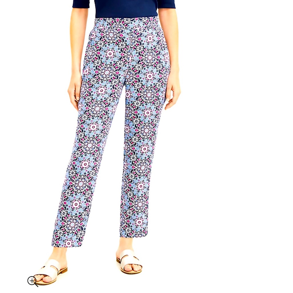 NWT LOFT Fluid pants Medallion- M